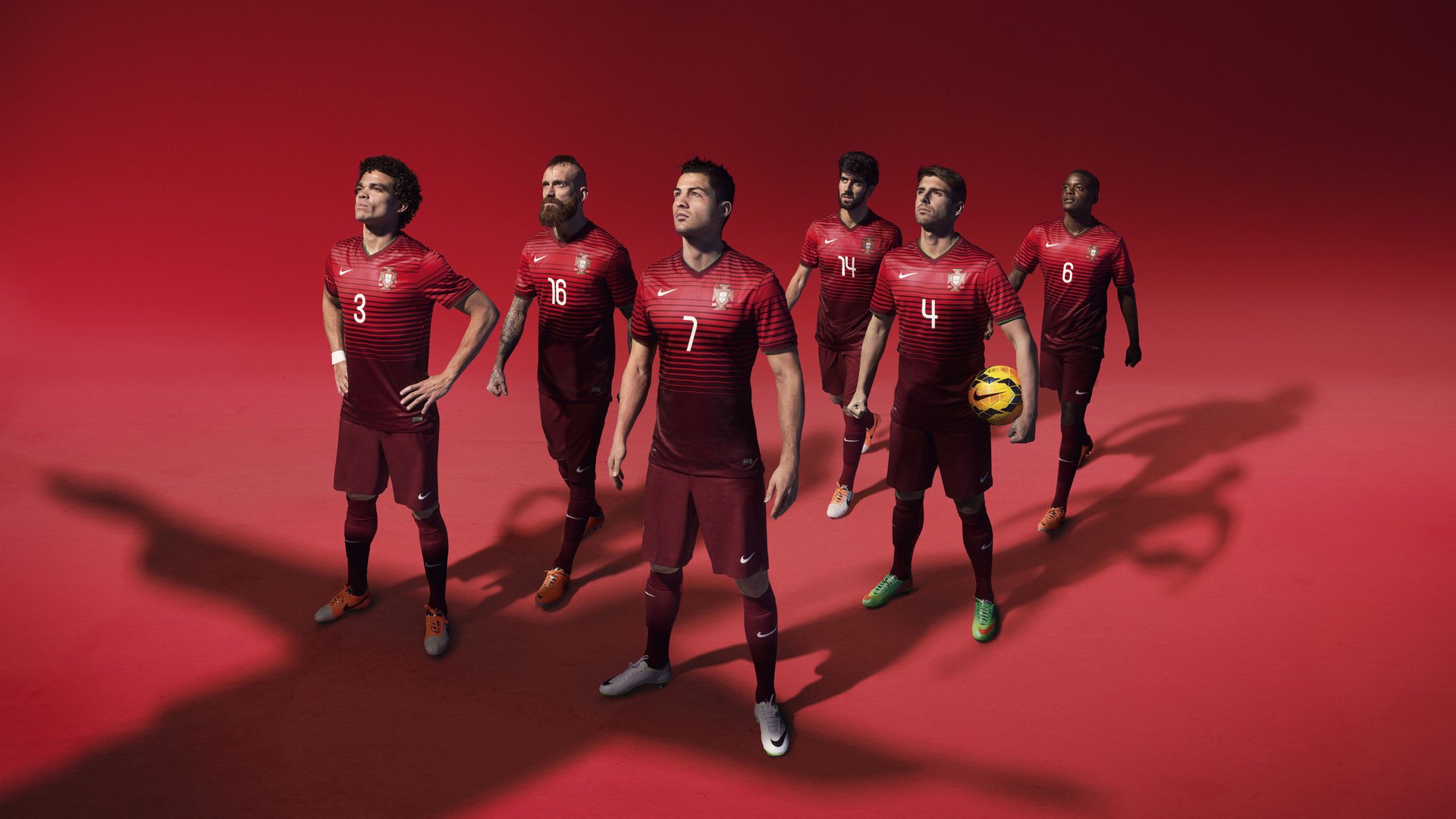 是否应设立联盟官方球员职业博览会